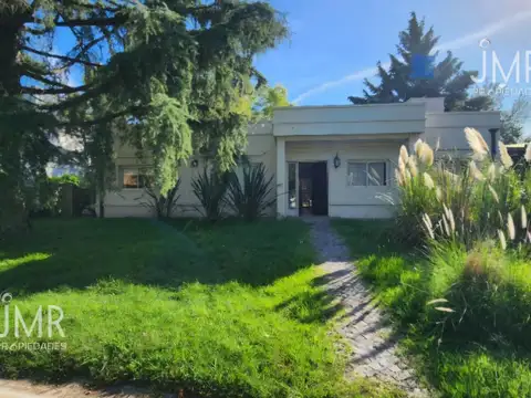 Casa en venta 3 Dormitorios Barrio El Zorzal Lote  774 m2 Pilar Apto crédito