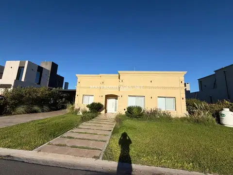 Casa en Alquiler Temporal de 3 dormitorios