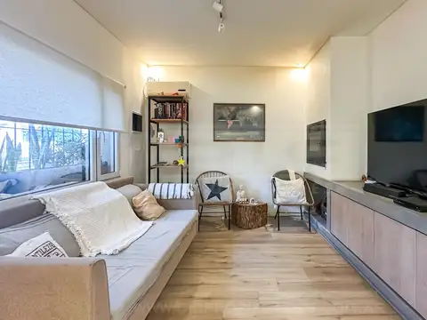 Depto Tipo Casa en Venta 4 años