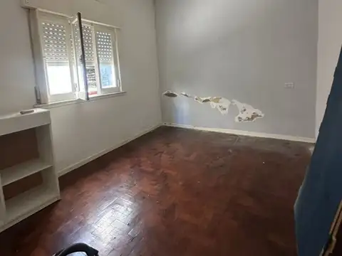 Depto Tipo Casa en Venta en Ramos Mejia, USD 48.000