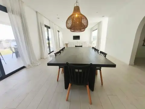 Casa en Venta en Puertos - Barrio Costas, USD 620.000
