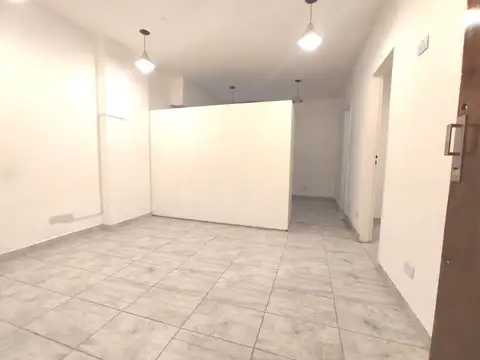 1 1/2 Amb. transformado en 2 amb. Moderno con 2 patios gran cocina baño instaldo MB
