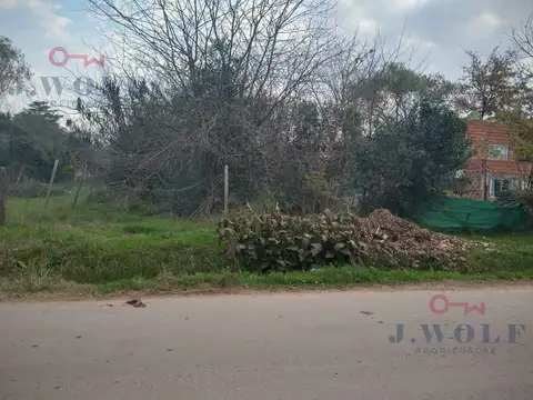 Terreno en Venta en Manzanares, USD 25.000