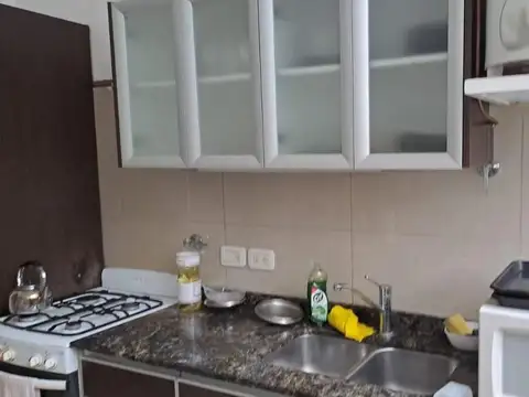 Depto Tipo Casa en Venta en Parque Chacabuco, USD 135.000