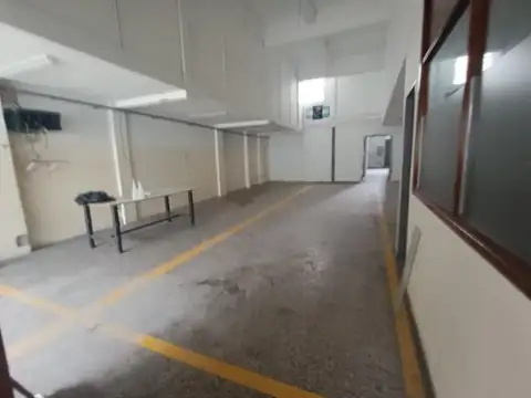 Galpon con dos entradas Mixtura 1 Liniers