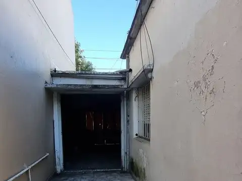 CASA EN VENTA LOS HORNOS POSIBLE COMERCIO