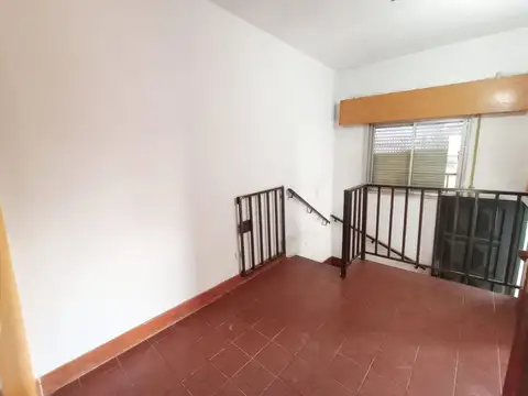 Depto Tipo Casa en Alquiler 33 años