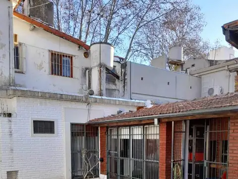 Depto Tipo Casa en Venta con 1 cocheras