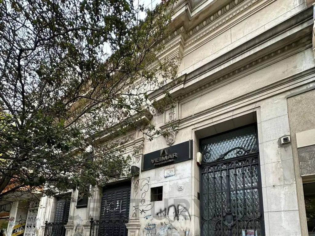 5 46 y 47 700, Piso 0