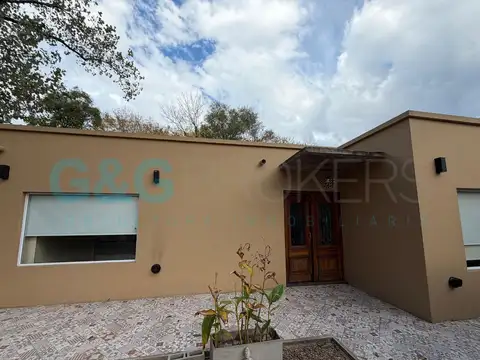 M.carrillo , villa udaondo 4600