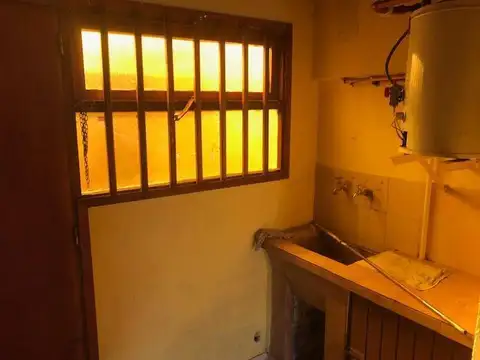 Depto Tipo Casa Monoambiente con 2 baños