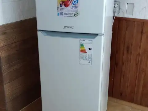 Casa en venta - 2 Dormitorios 1 Baño - San Clemente del Tuyú