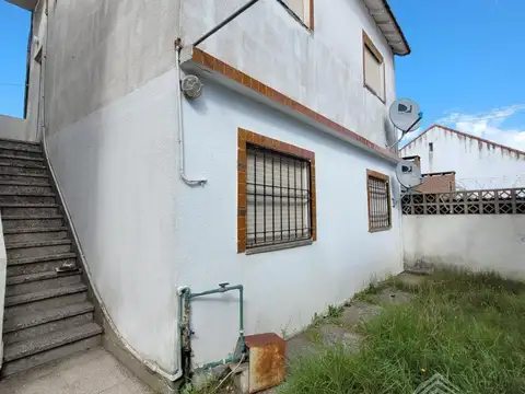 DEPARTAMENTO DE 3 AMBIENTES CON PATIO