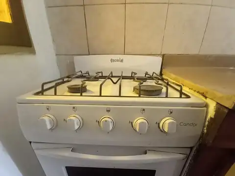 Depto 3 ambientes con gran patio - Villa Ballester