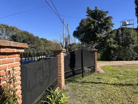 Casa 4 ambientes con 3 baños