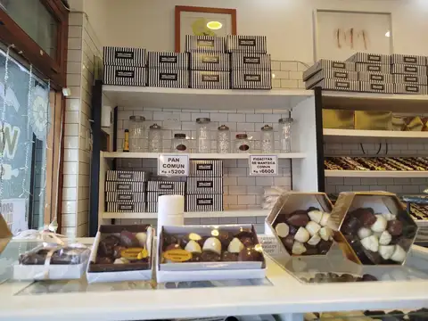 Venta Fondo de comercio prestigiosa Confiteria - Villa Urquiza