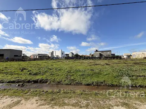 Lote en venta en Barrio Sophenia