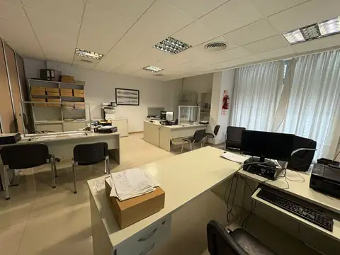 Local en Venta en Plaza Mitre, USD 800.000