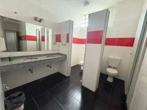 Venta de Local  en Plaza Mitre