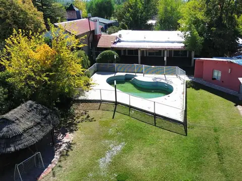 CASA SALÓN EN VENTA, LUNLUNTA - MAIPÚ