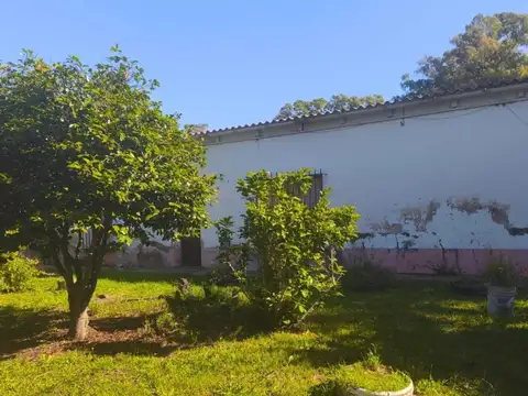 Casa 4 ambientes con 1 baño