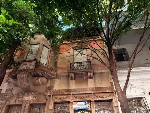 Dorrego al 800