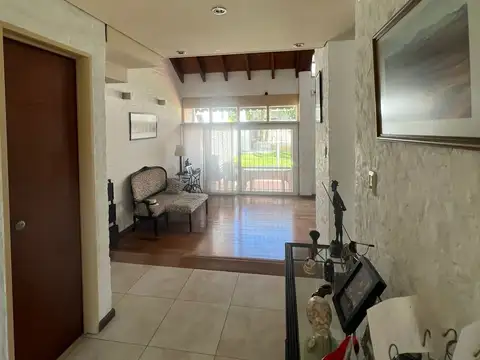 Casa en Alquiler en Olivos, USD 3.400