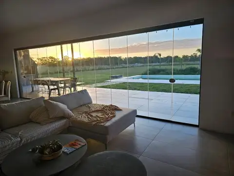 Quinta en Venta en Mercedes, USD 300.000