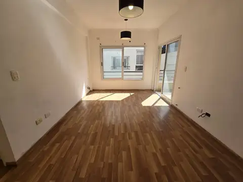 Departamento en Alquiler en Lanús Este, Lanús