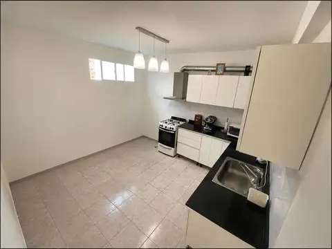 PH 3 ambientes. Terraza propia.  98 m2 totales
