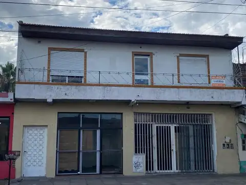 HERMOSA CASA 3 AMBIENTES EN MORON SUR