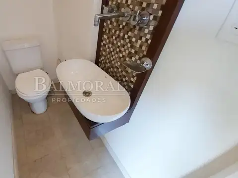 Casa en Alquiler - Zona Lasalle / REF: 8908