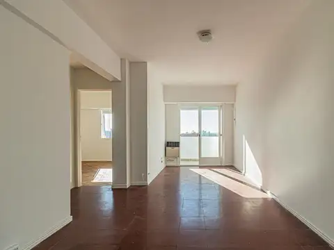2 ambientes con balcón vista y sol, en zona residencial de Villa Ballester