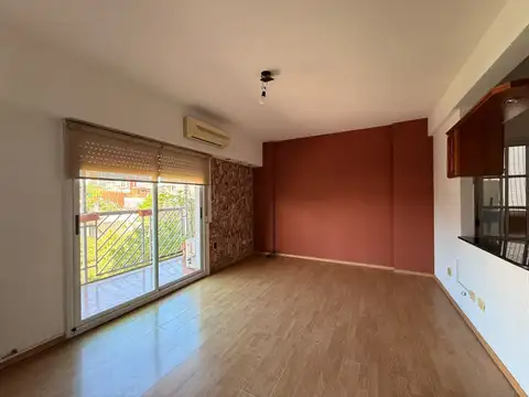 Ceretti 2700, Piso 3