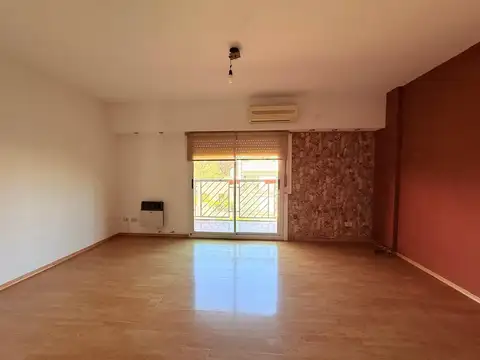 Departamento en Alquiler de 4 ambientes