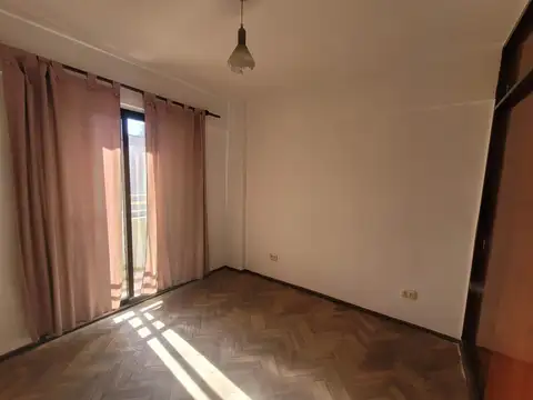 Depto Tipo Casa 4 ambientes con 1 baño