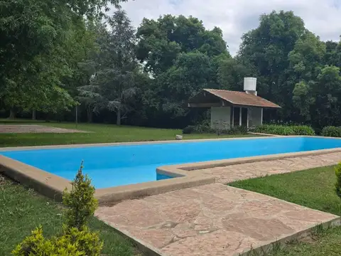 Casa 5 ambientes con 3 baños