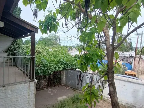 CASA 4 DORM B° DON ANTONIO EN VENTA - PLOTTIER