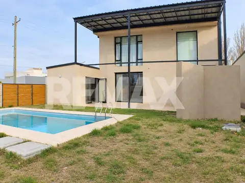 Casa en Venta en Centenario, USD 375.000