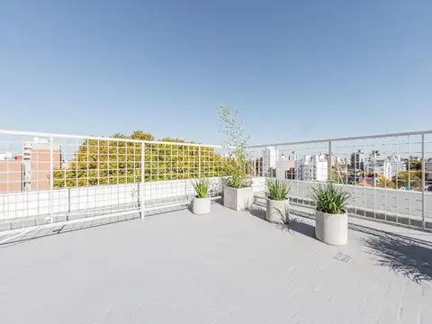 AMPLIO LOCAL COMERCIAL VENTA DEPOSITO EN SUBSUELO REP. DE LA SEXTA ROSARIO