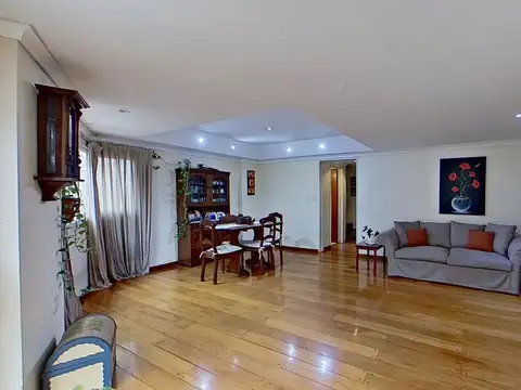 Departamento 5 ambientes con 3 baños