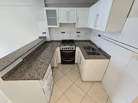 Departamento en Alquiler en Lanus Oeste, $ 720.000