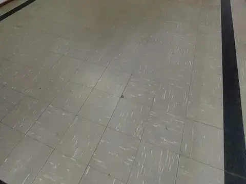 Departamento 6 ambientes con 2 baños