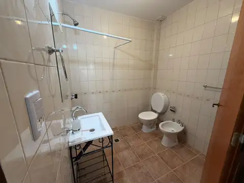 Depto Tipo Casa en Alquiler de 3 dormitorios