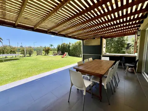 Casa en Alquiler Enero en Barrio Castaños, Nordelta