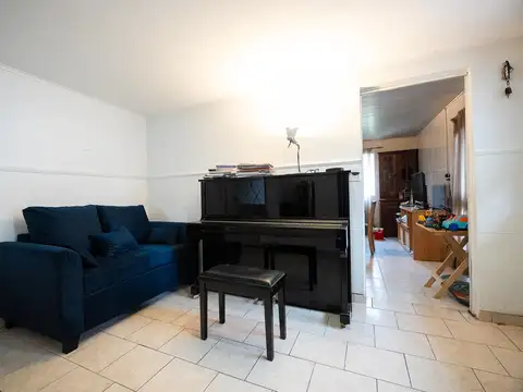 Depto Tipo Casa 4 ambientes con 1 baño