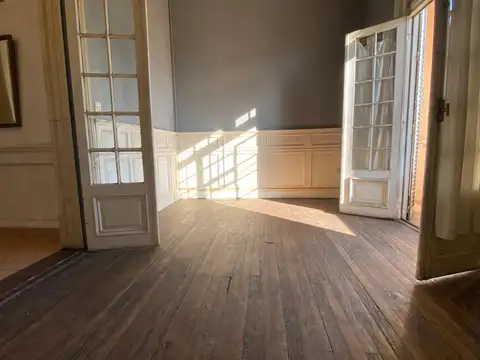 Departamento en Venta de 8 ambientes