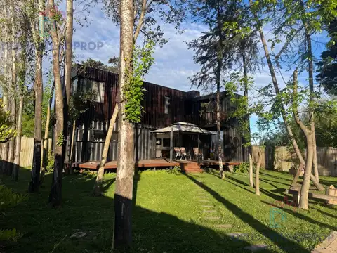 Casa - Belen De Escobar