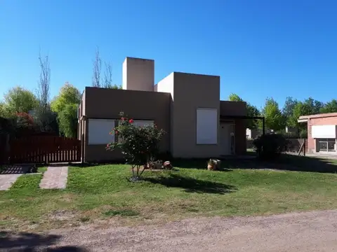 Casa en Venta en Pueblo Esther, Rosario