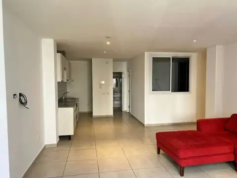 DEPARTAMENTO EN ALQUIER DE 12 MESES 2 AMBIENTES CON COCHERA 